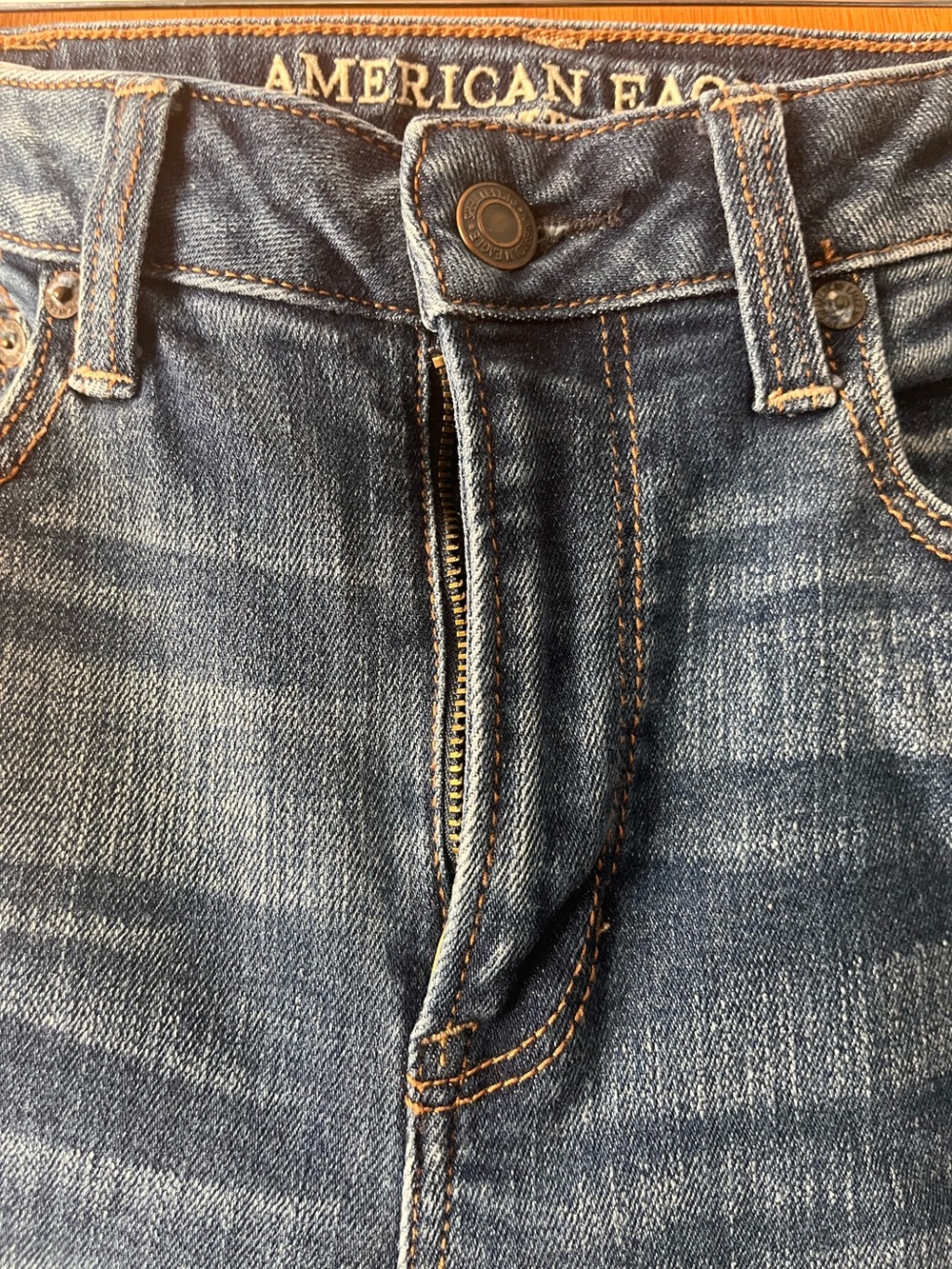American Eagle Outfitters Ripped Skinny Jeans - Medium Blue Wash - Picture 3 of 7